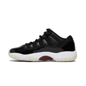 2022 Air Jordan L Retro Low GS '72-10' size 5Y great condition